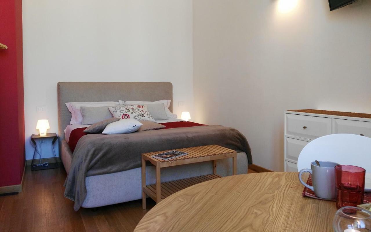 B&B La Casa Gialla Lecce Ngoại thất bức ảnh